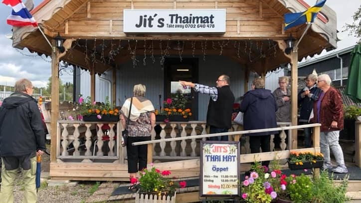 Medlemsmöte med thaimat
